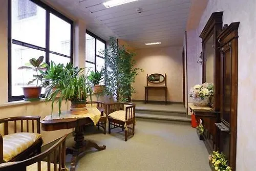 酒店 布通酒店 3*