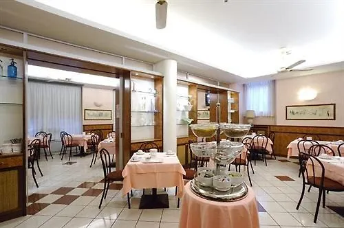 酒店 布通酒店 3*