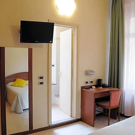 Button Hotell