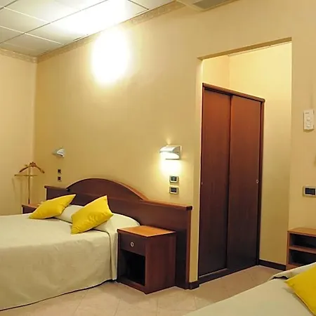 Button Hotell 3*