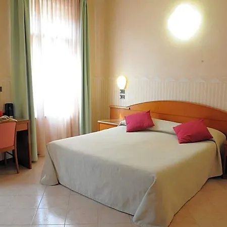 Hotell Button Parma