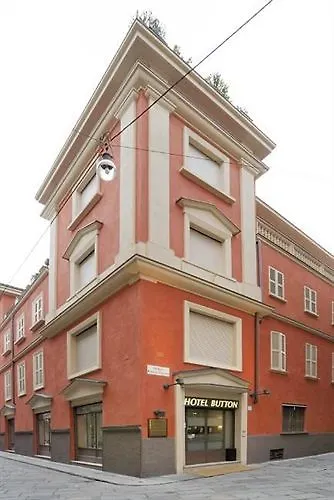 Hotell Button 3*