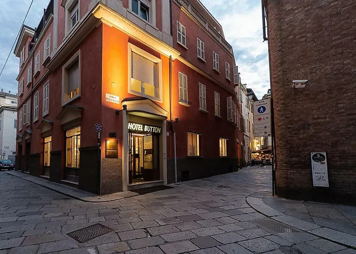Button Hotell 3*